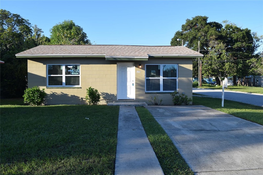 1801 13th Ave S, Saint Petersburg, FL 33712 - photo 1