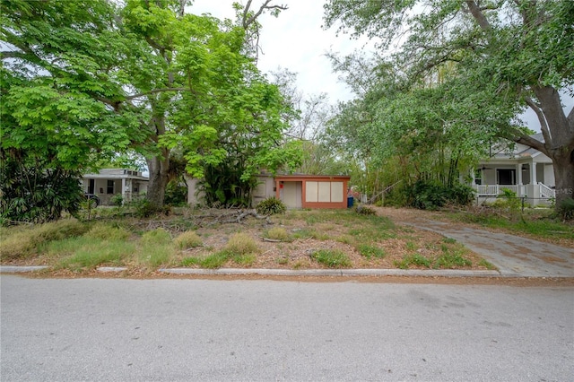 3027 W Helen Ave, Tampa, FL 33611 - view of front facade