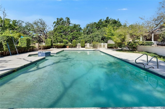 1603 Cottagewood Dr, Brandon, FL 33510 - outdoor pool featuring fence and a patio area
