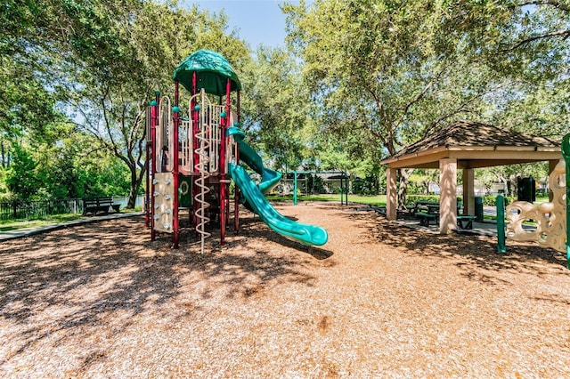 6006 Chellas Ct, Lutz, FL 33558 - community play area with fence
