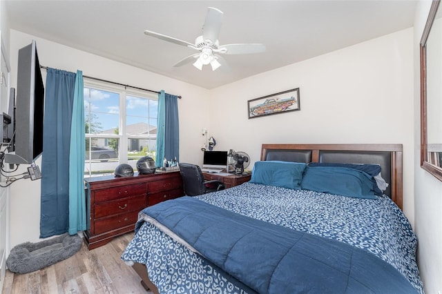947 Serchio St, Haines City, FL 33844 - bedroom featuring wood finished floors and ceiling fan