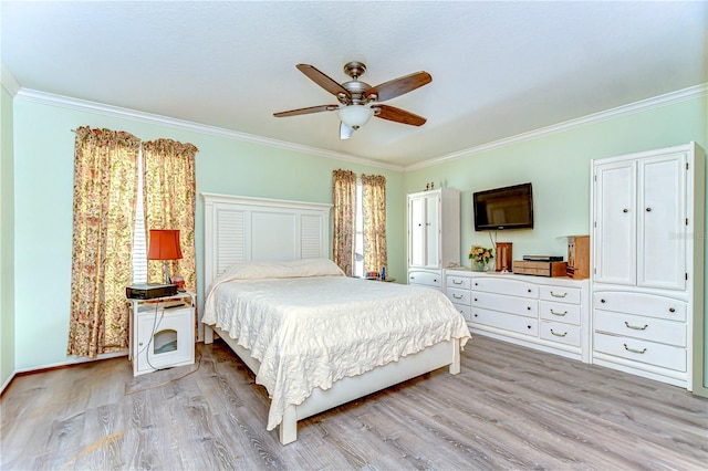 5906 Greenbriar Ct, Zephyrhills, FL 33542 - bedroom with light wood-type flooring, ornamental molding, and ceiling fan