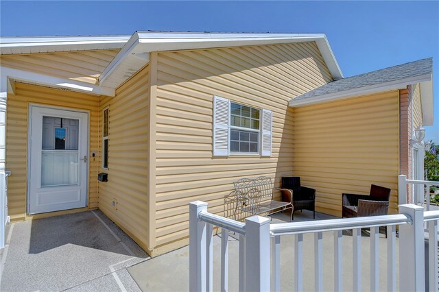 5906 Greenbriar Ct, Zephyrhills, FL 33542 - view of entrance to property