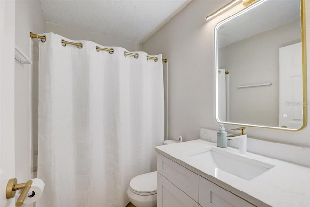 3404 33rd Street Ct W, Bradenton, FL 34205 - bathroom with toilet, vanity, a shower with shower curtain, and a textured ceiling