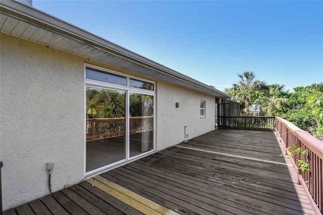 284 Peninsula Ave, Tarpon Springs, FL 34689 - view of wooden terrace