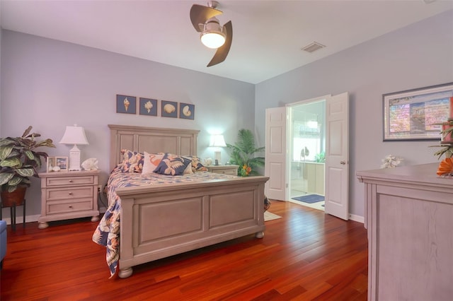 1023 Orca Ct, Holiday, FL 34691 - bedroom featuring dark wood-type flooring, visible vents, and ceiling fan