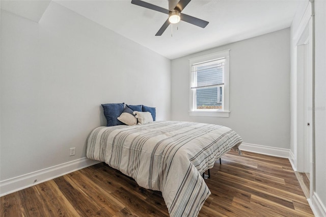 307 S Newport Ave, Tampa, FL 33606 - bedroom with ceiling fan, baseboards, and dark wood-style floors