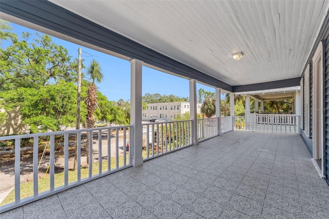 307 S Newport Ave, Tampa, FL 33606 - view of unfurnished sunroom