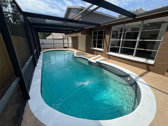 613 Valley Hill Dr, Brandon, FL 33510 - view of pool featuring a lanai