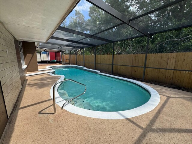 613 Valley Hill Dr, Brandon, FL 33510 - view of pool with a fenced backyard, a lanai, and a patio area