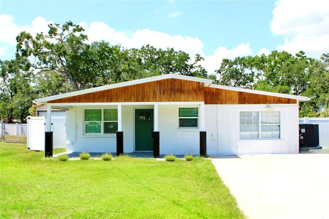 8817 Audrey Ln, Tampa, FL 33615 - photo 1
