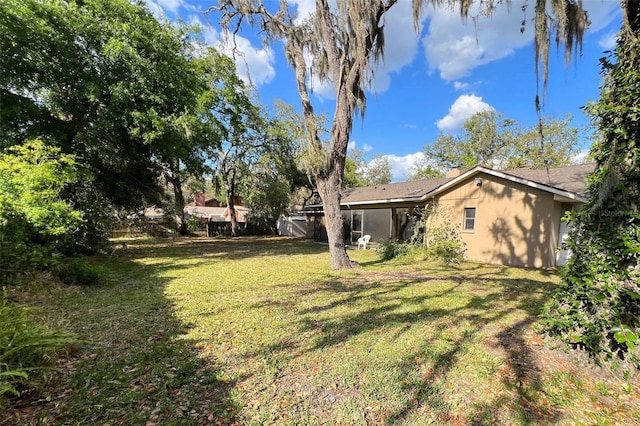 3907 Applegate Cir, Brandon, FL 33511 - view of grassy yard