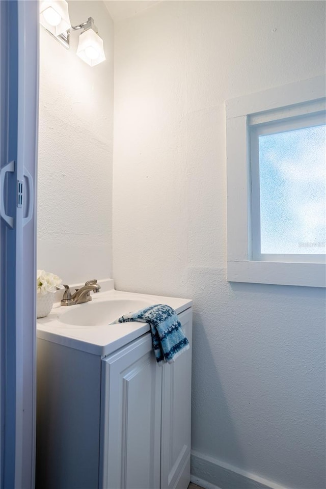 56 W Park St, Tarpon Springs, FL 34689 - bathroom featuring vanity