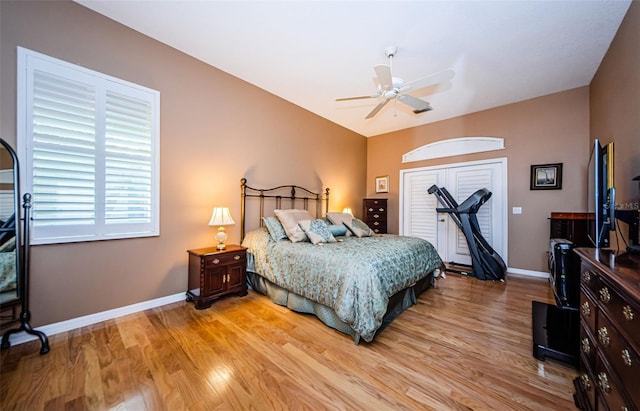 2042 Diamond Ct, Oldsmar, FL 34677 - bedroom featuring light wood-style flooring, baseboards, and ceiling fan