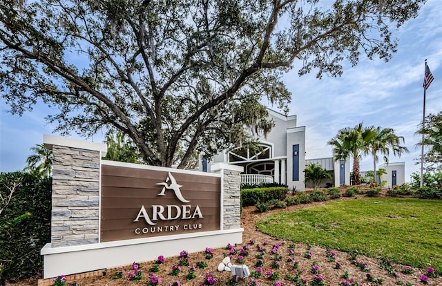 2042 Diamond Ct, Oldsmar, FL 34677 - community / neighborhood sign featuring a yard