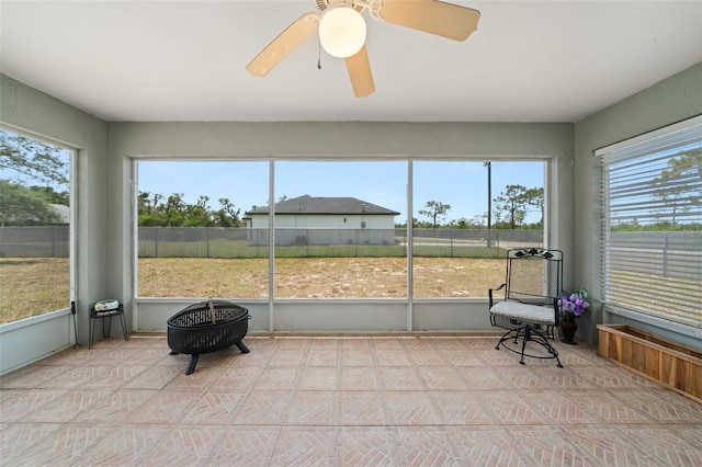 6917 Spumoni St, Sebring, FL 33872 - unfurnished sunroom with ceiling fan