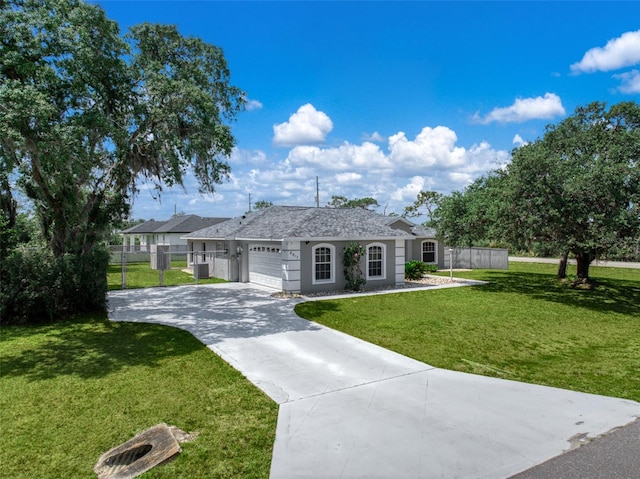 6917 Spumoni St, Sebring, FL 33872 - ranch-style house featuring an attached garage, driveway, and stucco siding