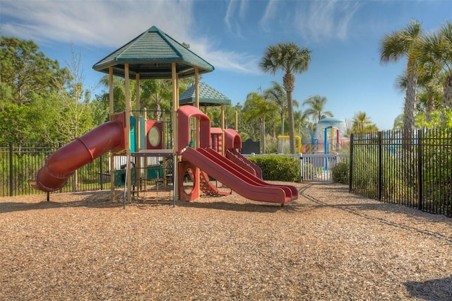 20606 Whitewood Way, Tampa, FL 33647 - view of community play area