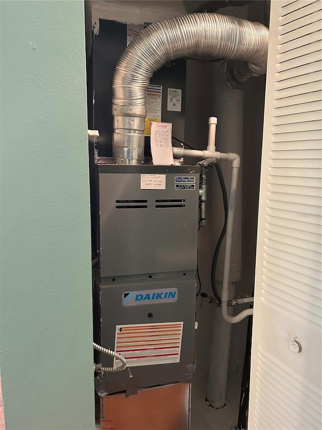 6190 80th St N Unit 204, Saint Petersburg, FL 33709 - utilities featuring heating unit