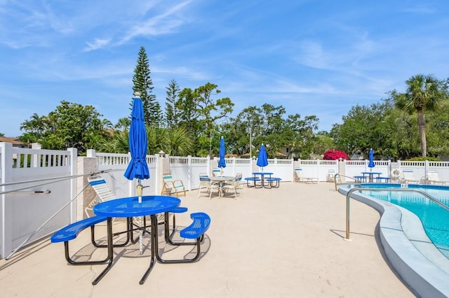 1821 Bough Ave Unit 4, Clearwater, FL 33760 - community pool with a patio area