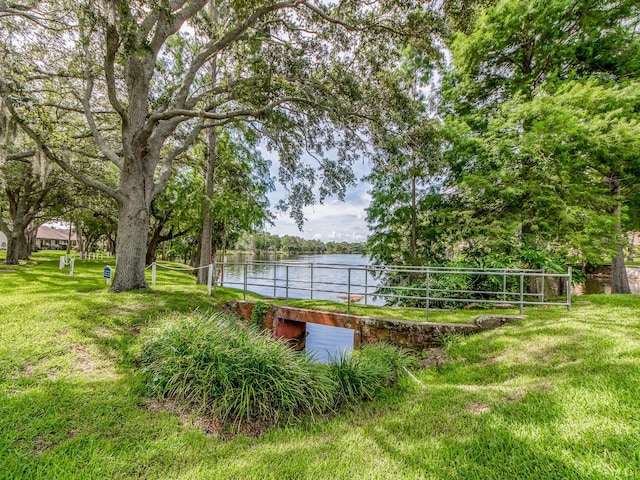 2555 Royal Pines Cir Unit A, Clearwater, FL 33763 - surrounding community featuring a water view