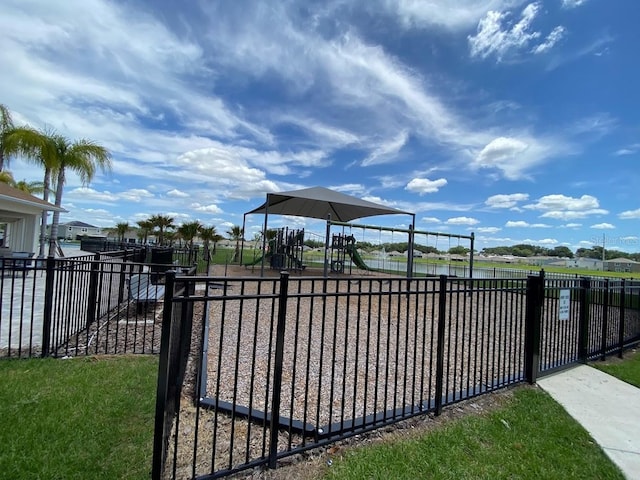 7937 Wheat Stone Dr, Zephyrhills, FL 33540 - gate with fence