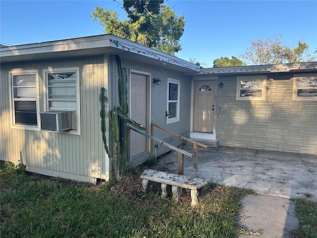 5829 32nd St N, Saint Petersburg, FL 33714 - photo 1