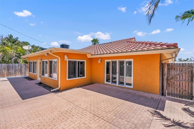 1008 Mandalay Ave, Clearwater, FL 33767 - photo 5
