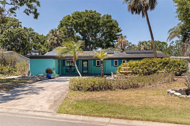 8401 Stillbrook Ave, Tampa, FL 33615 - photo 1