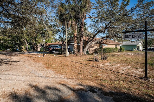 618 July Dr, Tarpon Springs, FL 34689 - view of yard