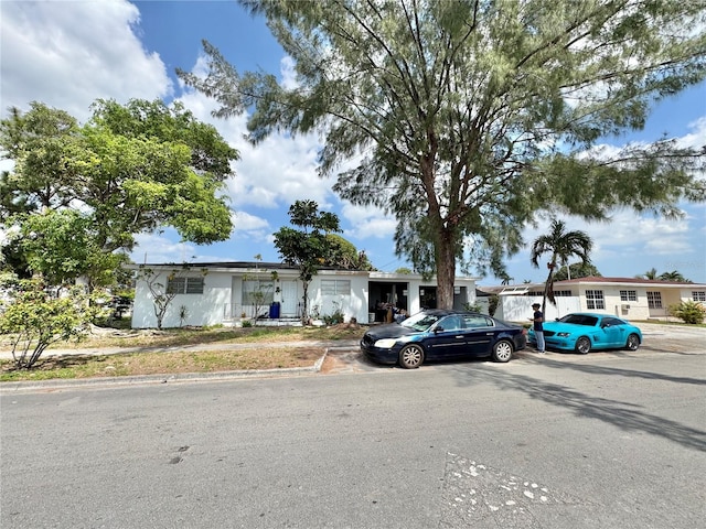 954 SE 1st Pl, Hialeah, FL 33010 - view of ranch-style house