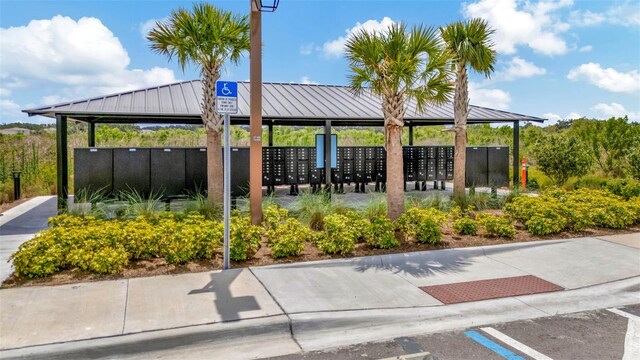 3504 Golden Wheat Ln, Plant City, FL 33565 - view of community with mail area and uncovered parking