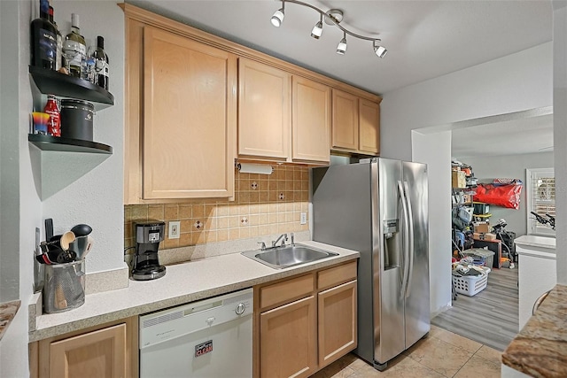 249 41st Ave NE, Saint Petersburg, FL 33703 - photo 13