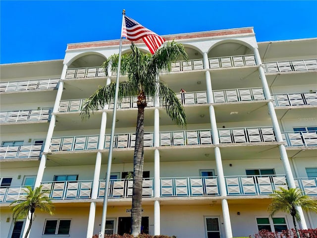 5501 80th St N Unit 509, Saint Petersburg, FL 33709 - view of apartment building / complex