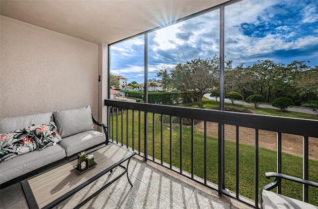 view of sunroom / solarium