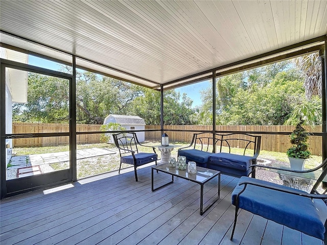 6811 S Himes Ave, Tampa, FL 33611 - sunroom / solarium featuring an outdoor living space