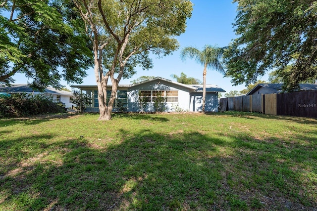 10137 Oleander Dr, Port Richey, FL 34668 - view of yard