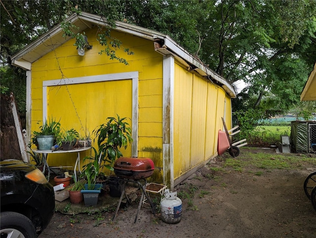 730 Citrus St, Orlando, FL 32805 - view of outbuilding featuring fence