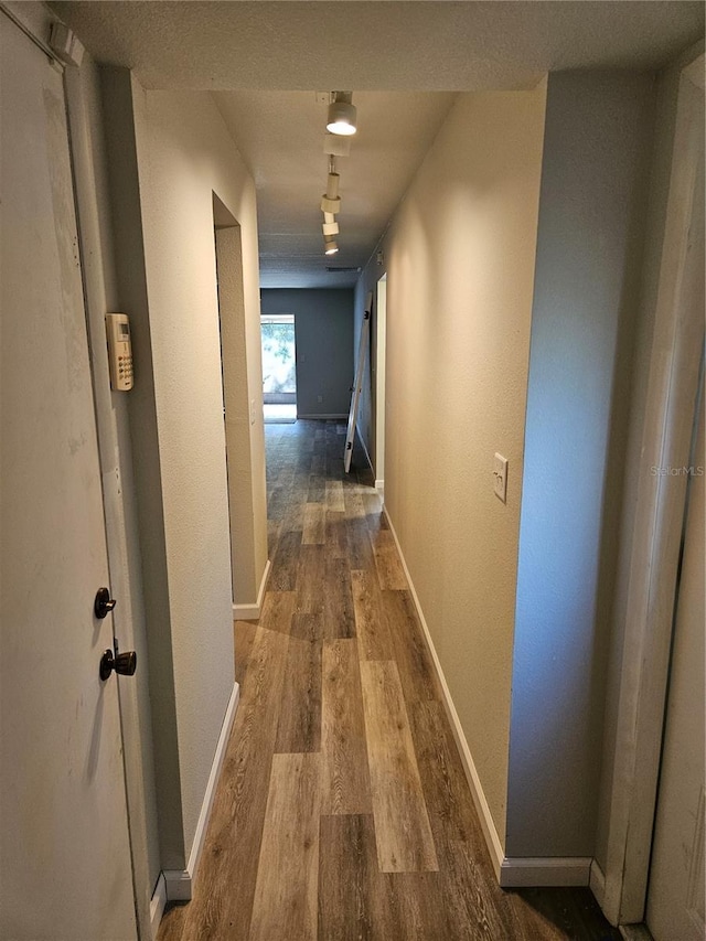 414 Danube Ave, Tampa, FL 33606 - hall featuring baseboards and wood finished floors