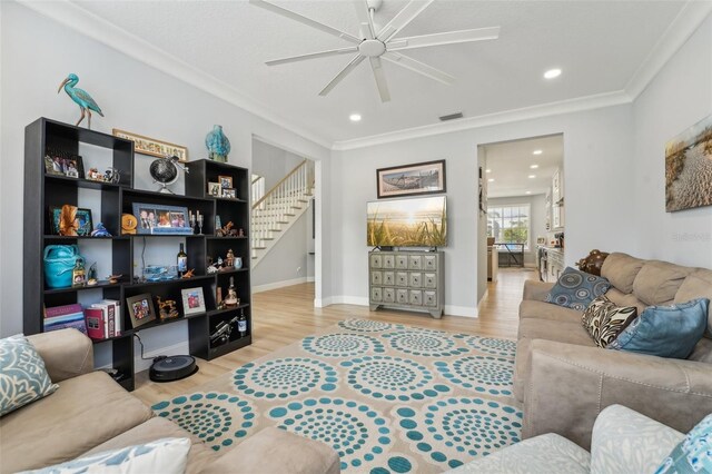 750 Sand Pine Dr NE, Saint Petersburg, FL 33703 - photo 22
