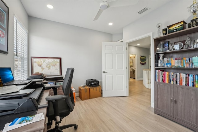 750 Sand Pine Dr NE, Saint Petersburg, FL 33703 - photo 39
