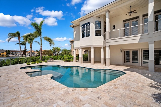 6202 Pasadena Point Blvd, Gulfport, FL 33707 - swimming pool featuring a patio area and ceiling fan