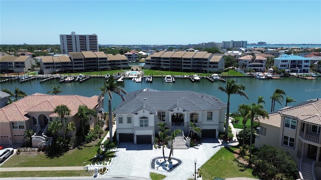 6202 Pasadena Point Blvd, Gulfport, FL 33707 - aerial perspective of suburban area featuring a large body of water