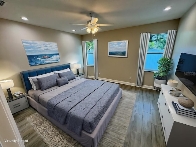 37565 Teri Ct, Dade City, FL 33525 - bedroom with visible vents, baseboards, recessed lighting, a ceiling fan, and wood finished floors