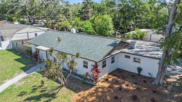 aerial view of property and surrounding area