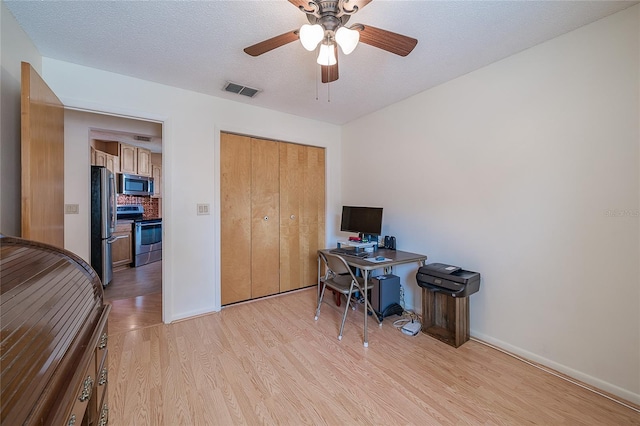 31076 Castle Ridge Dr, Brooksville, FL 34602 - photo 30