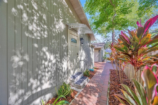 1155 Withlacoochee St, Safety Harbor, FL 34695 - exterior space featuring fence