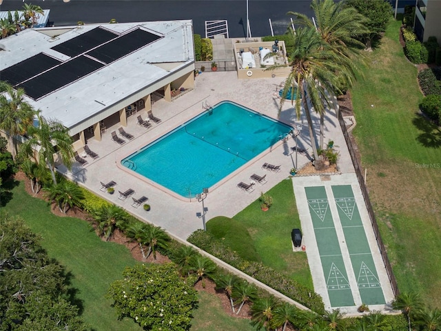 2616 Cove Cay Dr Unit 803, Clearwater, FL 33760 - aerial view of a pool