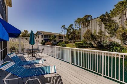 11531 Shipwatch Dr Unit 1030, Largo, FL 33774 - photo 4