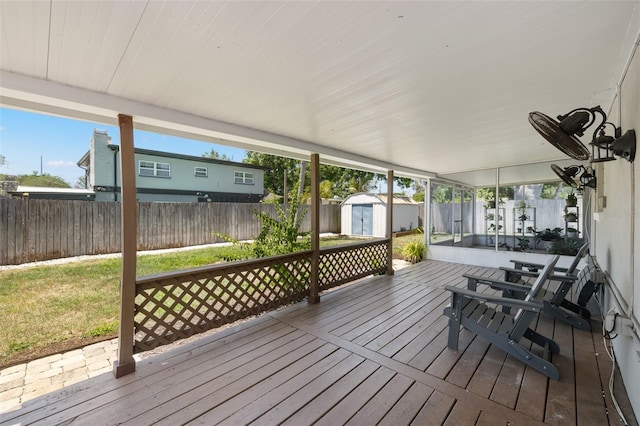 4519 S Grady Ave, Tampa, FL 33611 - view of deck